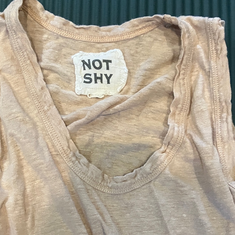 Scoop Neck 100% linen tank top - Picture 2 of 3